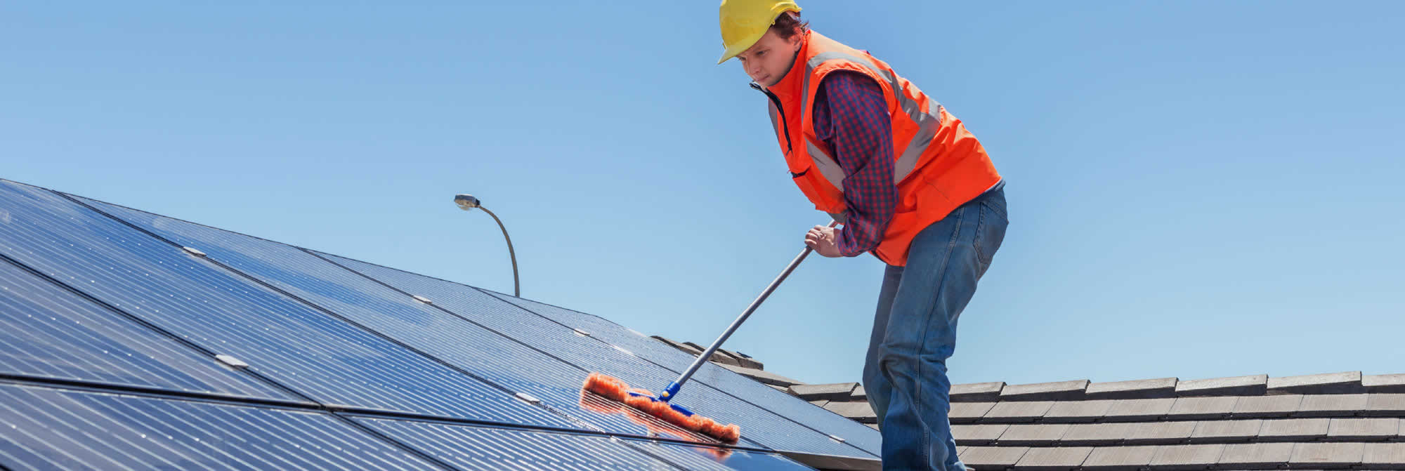 cleaning solar panels gold coast